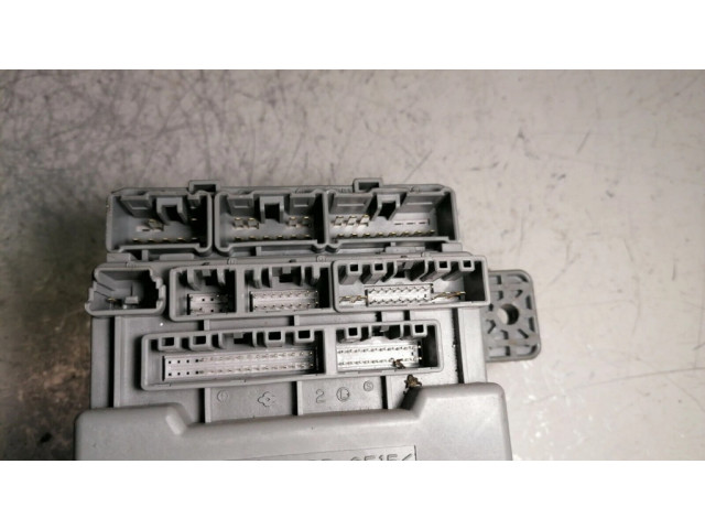 Блок предохранителей 37842RN   Honda Civic    