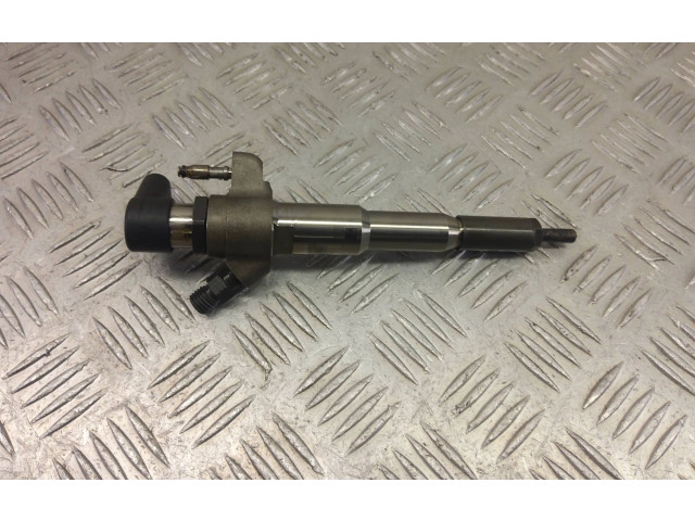 Vstřikovač 166000372R   Nissan Navara D23     