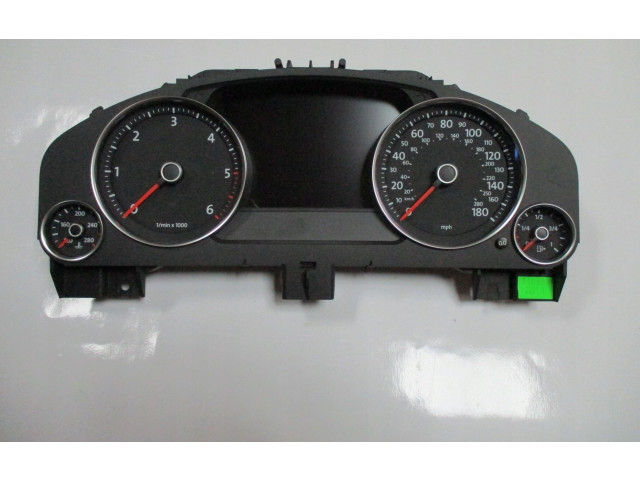 Панель приборов 7P6920983D   Volkswagen Touareg II       