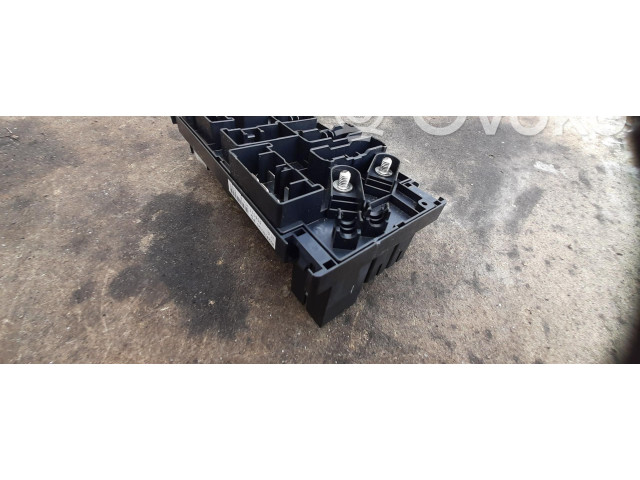   Pojistková skříňka 82241SC020   Subaru Forester SH 2011