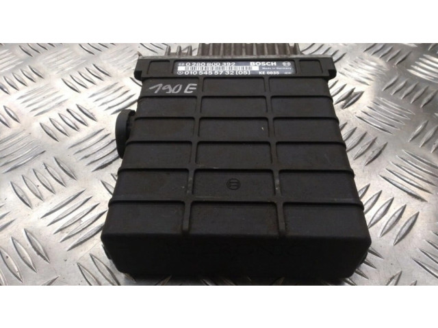Блок управления двигателя 0105455732   Mercedes-Benz 190 W201
