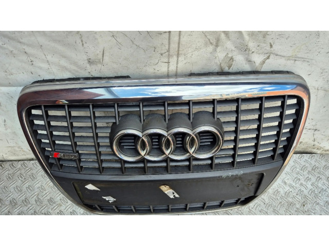 Верхняя решётка Audi A6 S6 C6 4F 2004-2011 года 4F0853651L      