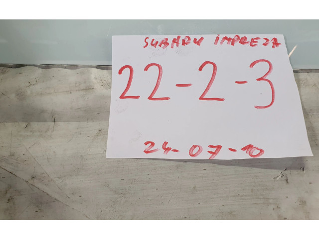 Zámek zadních dveří    Subaru Impreza II 2004