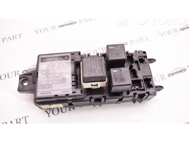   Pojistková skříňka 30889989   Volvo S40, V40 2001