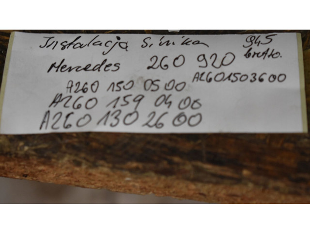   Pojistková skříňka    Mercedes-Benz  W177 2024