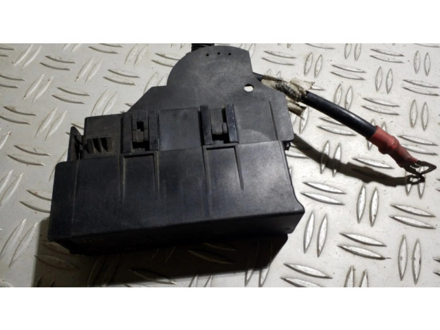  Pojistková skříňka 90589541, 9685661   Opel Astra G 2002