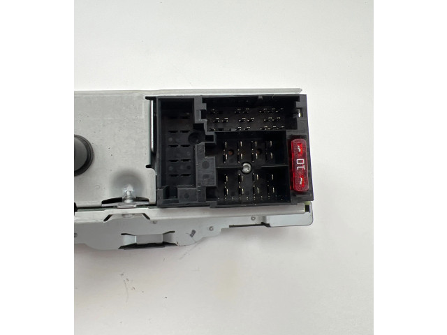 Радио/ проигрыватель CD/DVD / навигация    1560912490, 7647302316   Alfa Romeo Giulietta