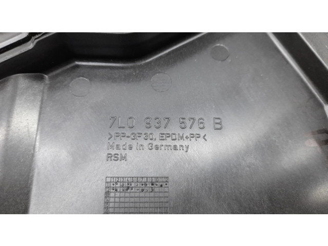 Крышка блока предохранителей 7L0937576B   Audi Q7 4L    