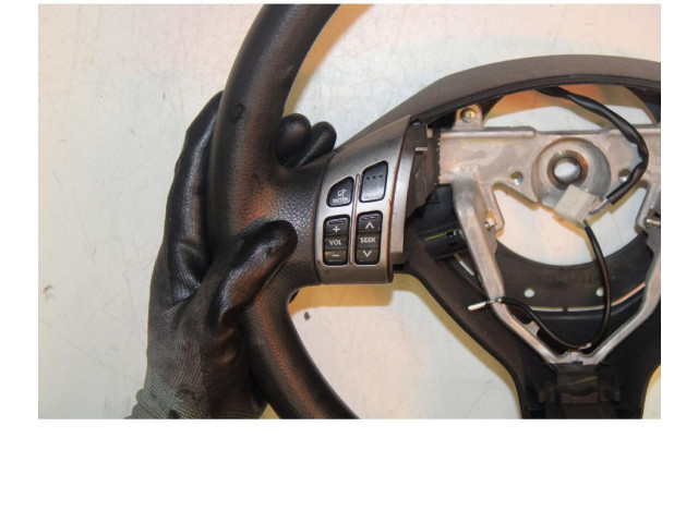 Volant Suzuki Swift 2005   