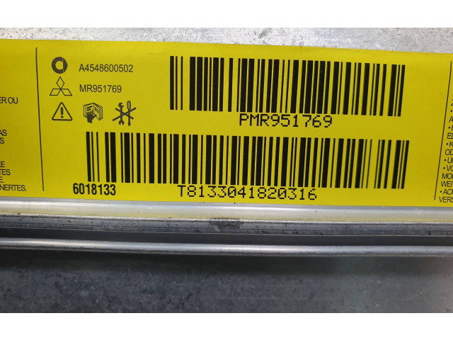 Подушка безопасности пассажира 0285001684, MR951769   Mitsubishi Colt