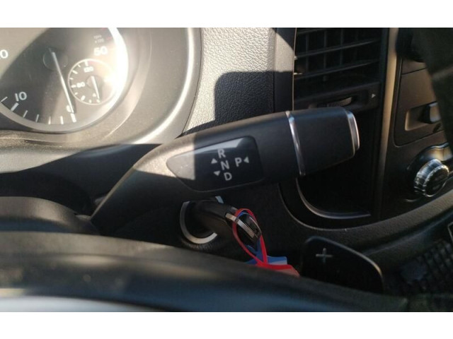 Ручка стеклоочистителей A2469000718   Mercedes-Benz Vito Viano W447