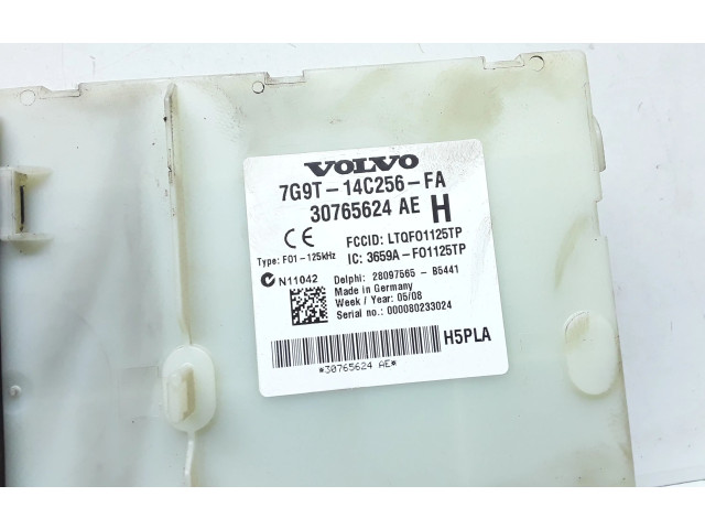   Pojistková skříňka 7G9T14C256FA, 30765624   Volvo XC70 2008