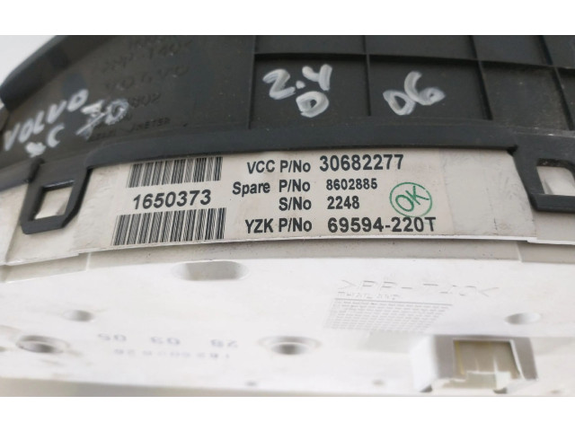 Přístrojová deska  Volvo XC70 2000 30682277  