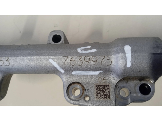 Vstřikovací lišta 7639975   BMW 1 F20 F21  pro benzínový motor 3.0  
