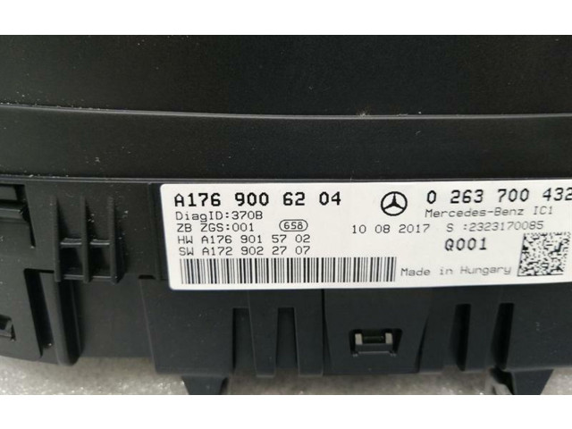 Přístrojová deska  Mercedes-Benz A W176 2017 A1769006204  