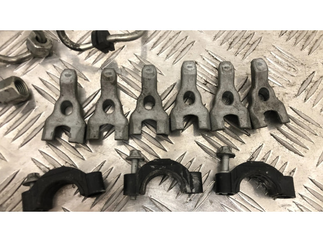 Vstřikovací lišta 7800124   BMW 7 F01 F02 F03 F04  pro naftový motor 3.0 N57 D30 A 