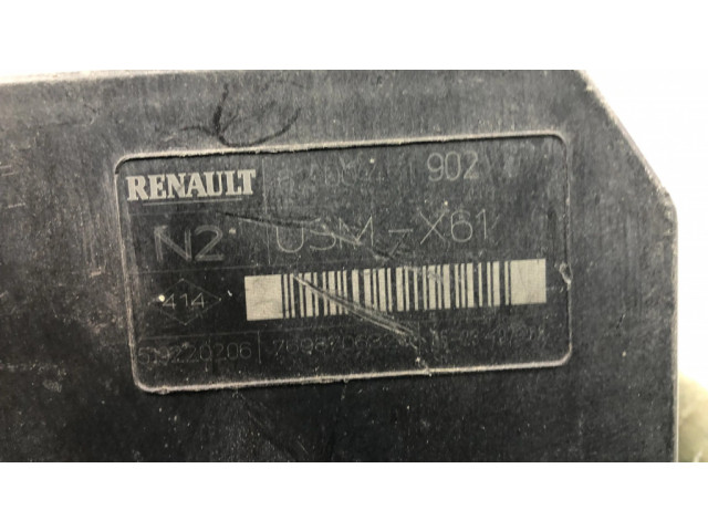   Pojistková skříňka 8200451902   Renault Kangoo  2010