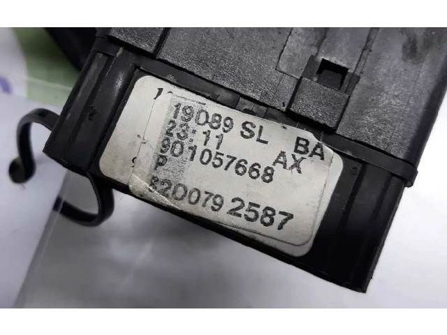 Ручка стеклоочистителей 8200792587, 901057668   Dacia Sandero
