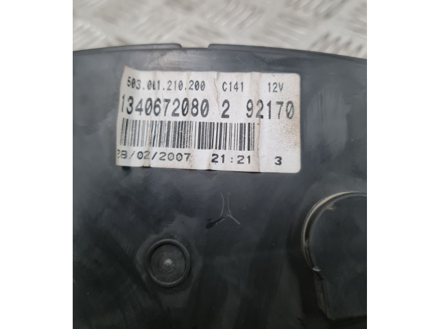 Přístrojová deska  Renault Trafic II (X83) 2006 1340672080, 1340672080  