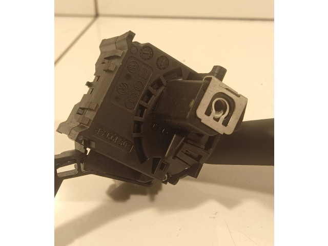 Ручка стеклоочистителей 1K0953519H, 01203514   Volkswagen Caddy