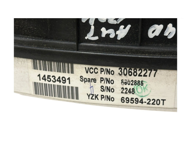 Přístrojová deska  Volvo XC70 2006 30682277, 69594220T  