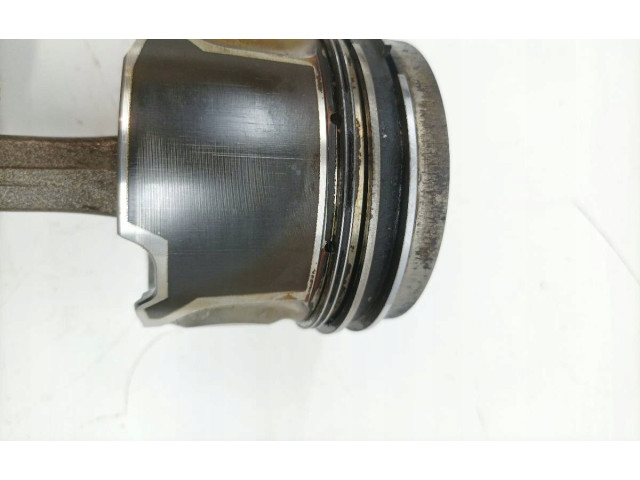 Píst 83L57, TDI   Audi A6 S6 C6 4F     