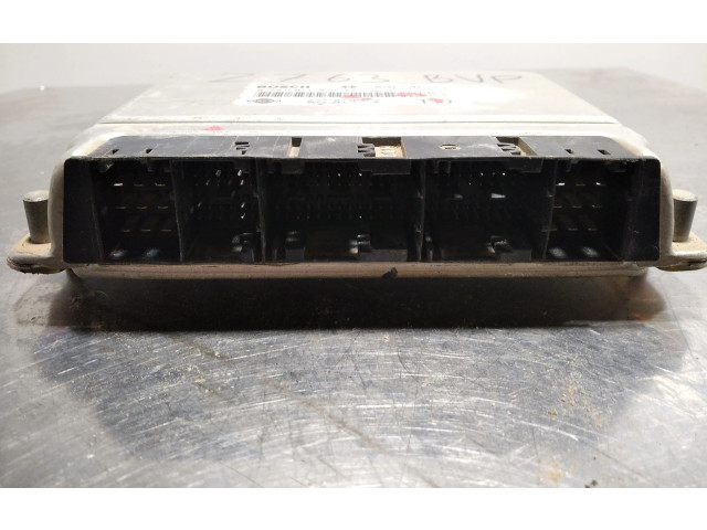 Řídící jednotka 0281011040, 237107F469   Nissan Terrano 2002