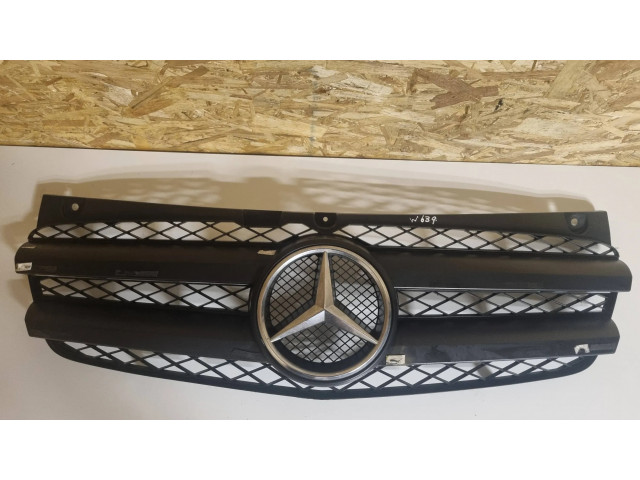 Верхняя решётка Mercedes-Benz Vito Viano W639 2003-2014 года A6398880023, 6398880023      