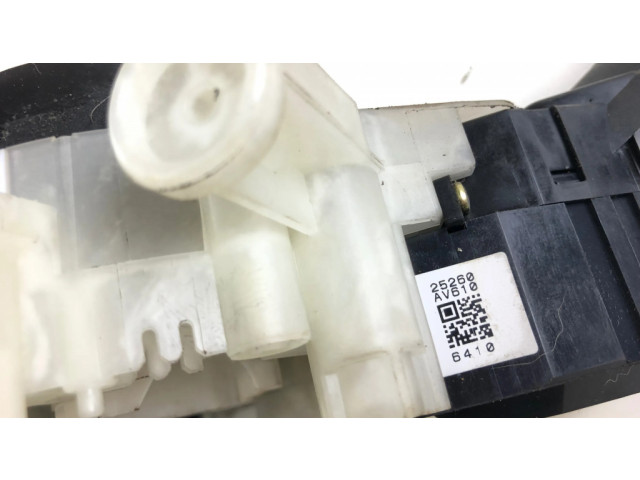 Подрулевой шлейф SRS 25560BA004   Nissan Primera