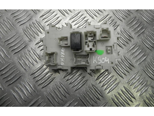   Pojistková skříňka 1052918, K904   Nissan Navara D40 2012