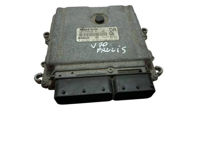 Řídící jednotka 30729826, 0281012103   Volvo V70 2006