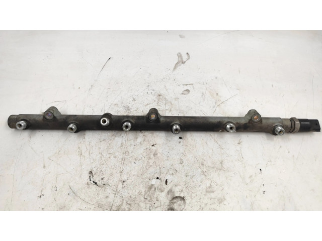 Vstřikovací lišta 0445216002, 003980   BMW 5 E39  pro naftový motor 2.5  