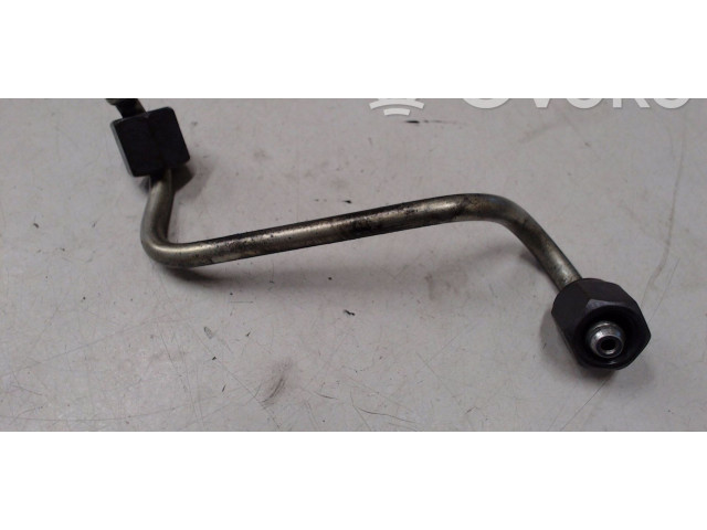 Vstřikovací lišta 13537804235, 13537804235   BMW 5 E39     
