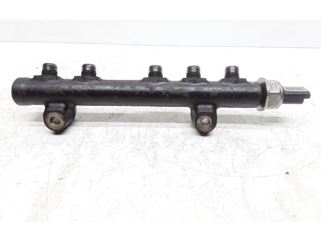 Vstřikovací lišta 9670076780, 9685297580   Volvo V40    D4162T 