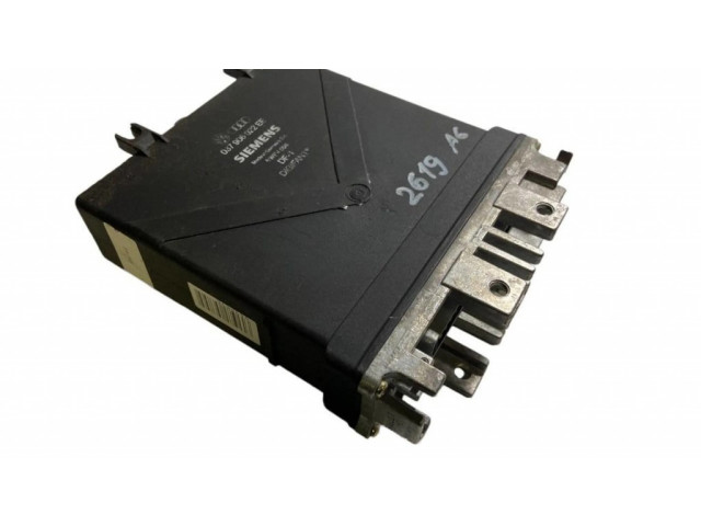 Блок управления двигателя 037906022EE   Audi 80 90 S2 B4