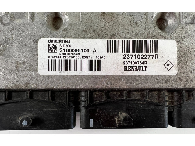 Řídící jednotka 237102277R, S180095106A   Dacia Duster 2014