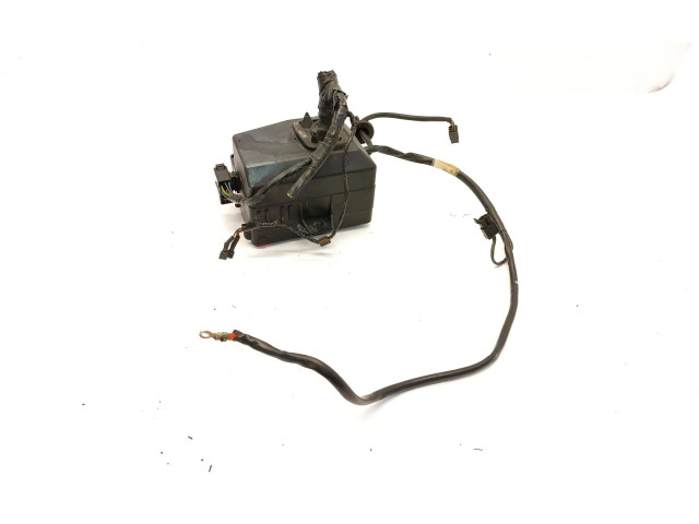   Pojistková skříňka 1381647   BMW 3 E30 1991