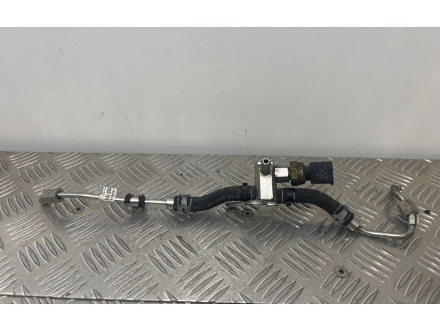 Топливная рампа 079127509CB, 06E906051K   Audi A8 S8 D4 4H  