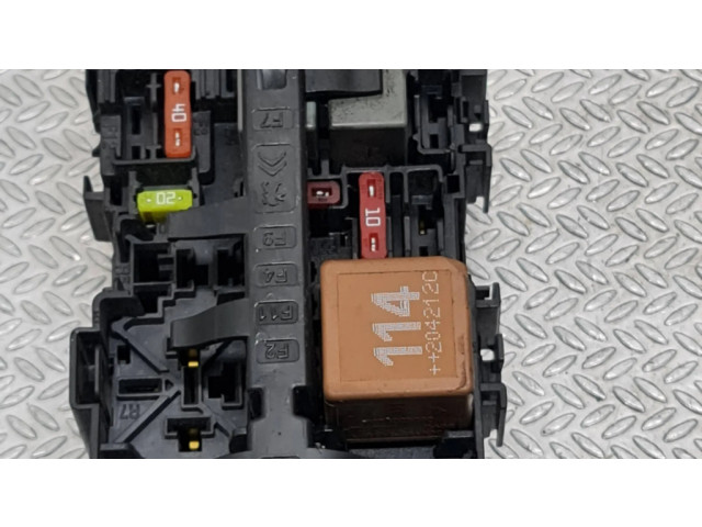   Pojistková skříňka 9675730380   Peugeot 3008 II 2020