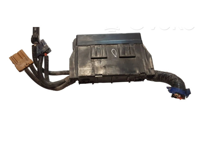   Pojistková skříňka 24382EW70B, 243824JA2A   Nissan Navara D23 2016