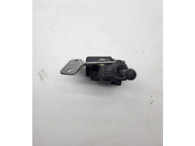Замок багажника 51358238744    BMW 3 E46 1998 - 2005 года