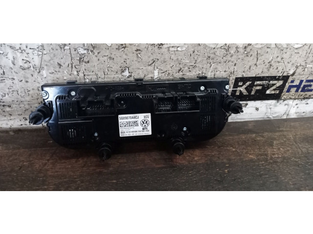 Блок управления климат-контролем 5G0907044CJ, 5G0907044CJ   Volkswagen Cross Touran II