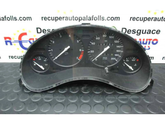 Přístrojová deska  Opel Corsa B  90534403  