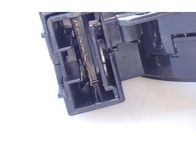 Подушка безопасности водителя 8A6T14664AF   Ford Tourneo