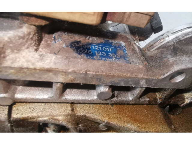 Vstřikovací lišta 0438121011, 026133353   Audi 80 90 B3     