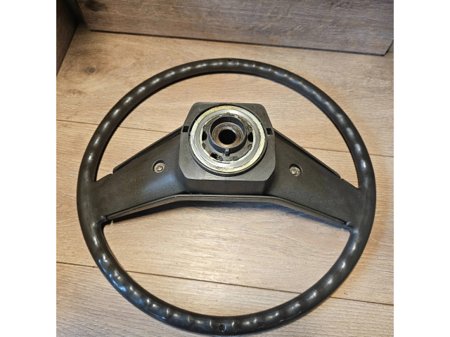 Volant Nissan Micra 1982 484A01  