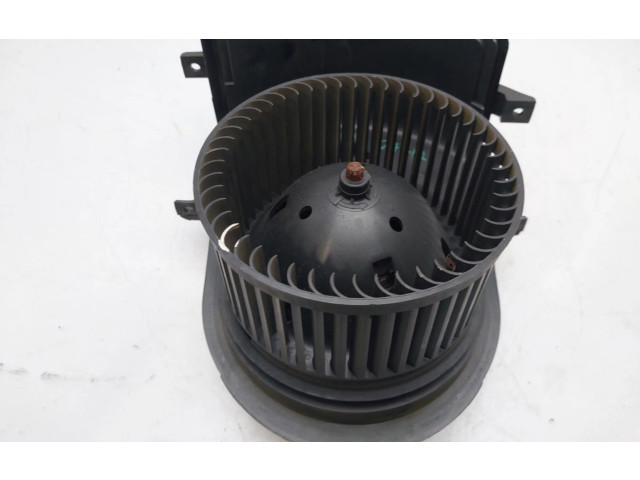 Вентилятор печки    651625U   Volkswagen Polo