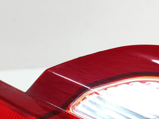 Задний фонарь правый H1BB13A602BH    Ford Fiesta   2017- года
