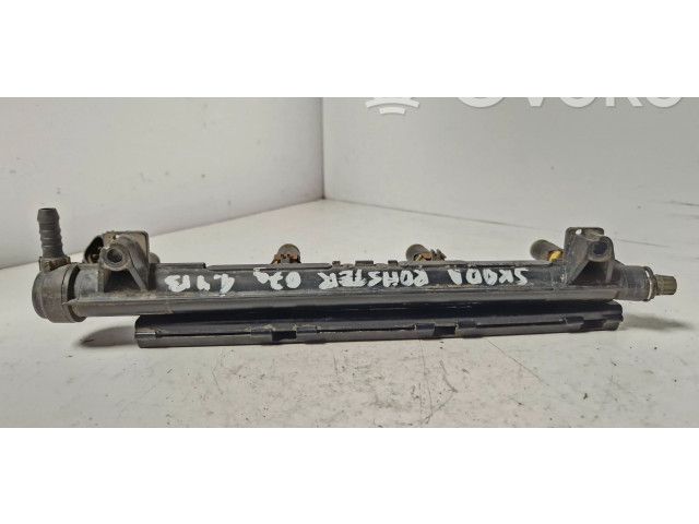 Vstřikovací lišta 036133320   Skoda Roomster (5J)     