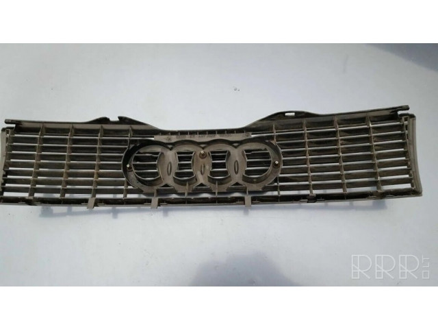 Передняя решётка Audi 80 90 B3 1986-1991 года 893853655      